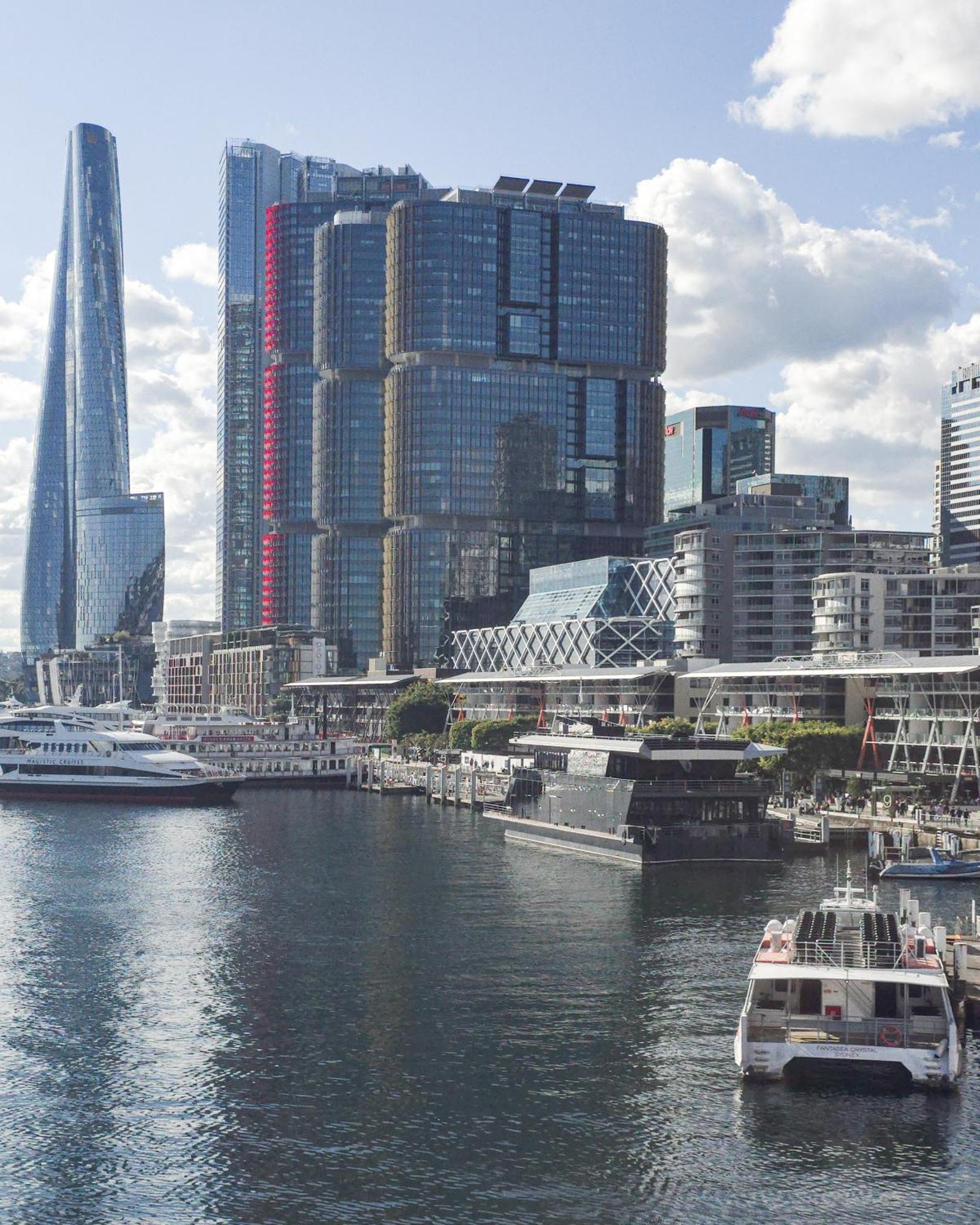 Chic Darling Harbour Oasis In The Heart Of Sydney, 2br 2ba, Resort-style Amenities Apartment