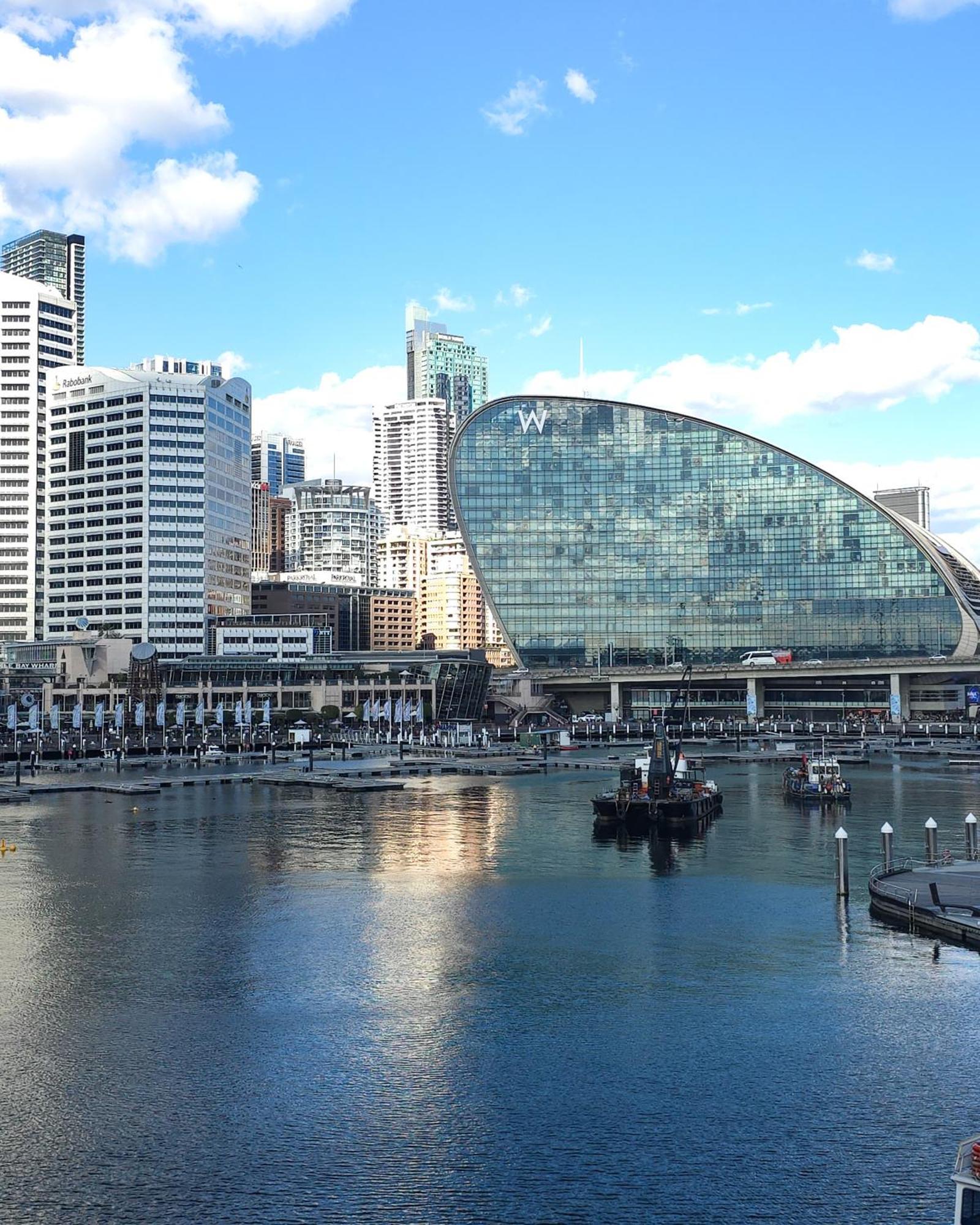 Chic Darling Harbour Oasis In The Heart Of Sydney, 2br 2ba, Resort-style Amenities Apartment Sydney